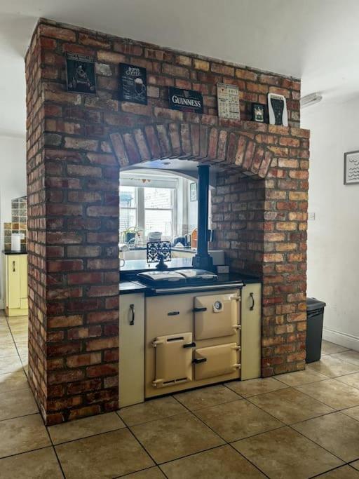 The Victorian Townhouse Portrush Villa Luaran gambar